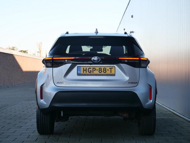 Toyota YARIS Cross 1.5 Hybrid 116pk Business Plus Automaat LED / Adaptive Cruise / Apple Carplay / Navigatie