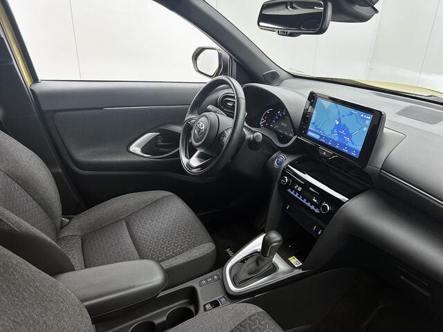 Toyota YARIS Cross 1.5 Hybrid Dynamic | Voorstoelen verwarmd | Parkeersensor voor en achter |