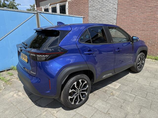Toyota YARIS Cross 1.5 Hybrid Explore Keyless starten + entry, Draadloze telefoon oplader