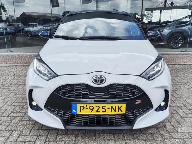 Toyota YARIS 1.5 Hybrid GR Sport | Premium Pack | Trekhaak | Pano | JBL | HUD