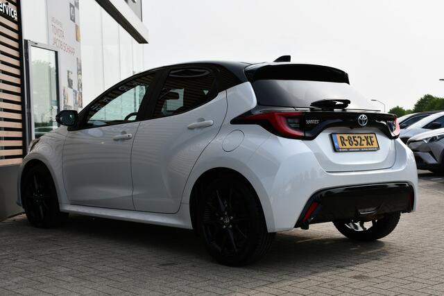Toyota YARIS 1.5 Hybrid Executive Limited Automaat 116pk | LED-koplampen | Stoelverwarming | Dealer-onderhouden |