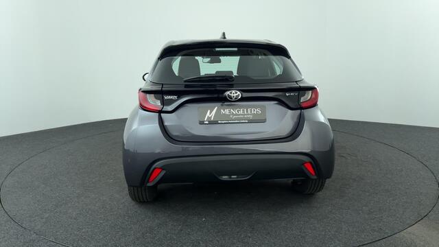 Toyota YARIS 1.5 Hybrid Business Plus