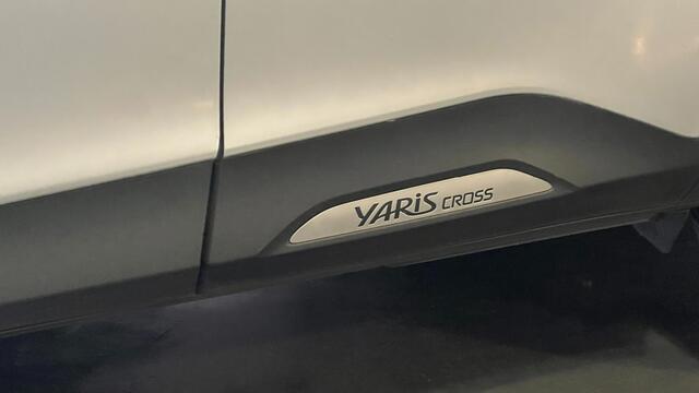 Toyota YARIS 1.5 HYBRID ADVENTURE