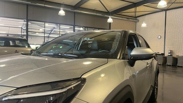 Toyota YARIS 1.5 HYBRID ADVENTURE