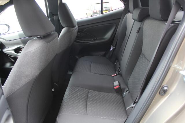 Toyota YARIS Cross 1.5 Hybrid 115 Dynamic Plus | Rijklaar | Apple/Android | Stoel-/Stuurverw. | Adap.cruise | Navi | LED | Keyless