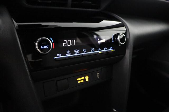 Toyota YARIS Cross 1.5 Hybrid First Edition | Trekhaak | Apple Carplay/Android Auto | Parkeercamera |