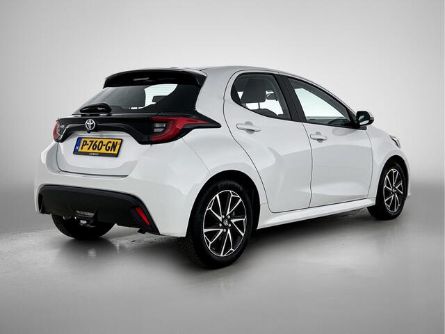 Toyota YARIS 1.5 Hybrid TeamNL | Dealer onderhouden | Navigatie | Apple CarPlay/Android Auto | Cruise Control Adaptive | Achteruitrijcamera | Climate Control |