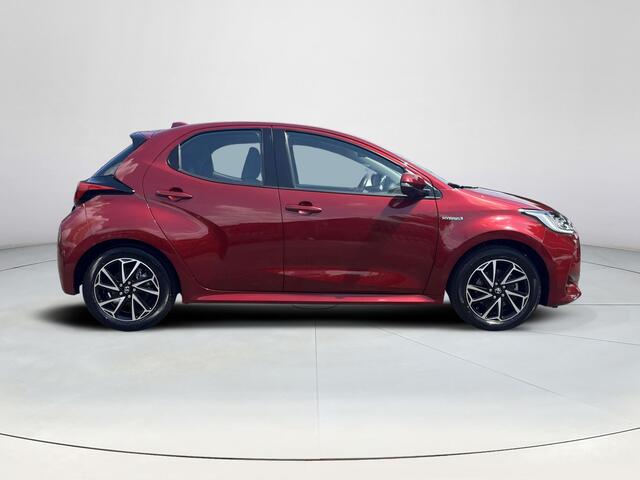 Toyota YARIS 1.5 Hybrid Dynamic | Carplay | Keyless entry | LED koplampen | Licht metalen velgen |