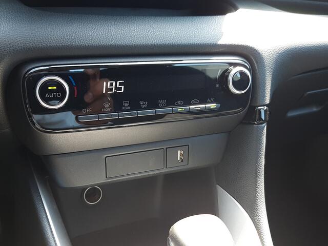 Toyota YARIS 1.5 Hybrid Dynamic | Navigatie | Apple CarPlay/Android Auto | Achteruitrijcamera | LM Velgen | Cruise Control Adaptive |