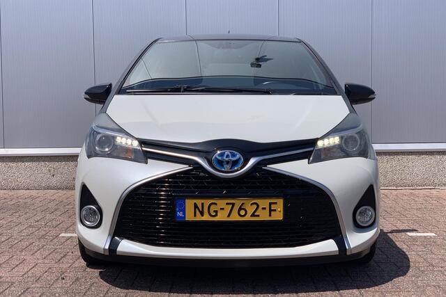 Toyota YARIS 1.5 Hybrid Volcano Edition Handbediening - Handgas en remmen!