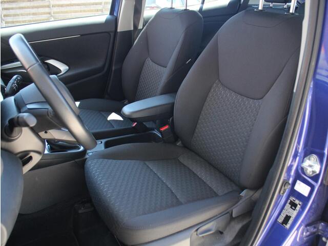 Toyota YARIS Cross 1.5 Hybrid 115 Active Cruise Control Adaptief, Achteruitrijcamera, Climate Control, Draadloos Apple Carplay/Android Auto