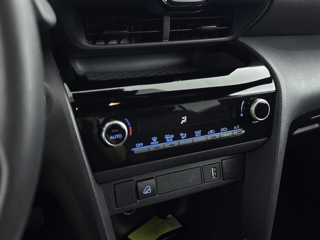 Toyota YARIS Cross 1.5 Hybrid Dynamic AWD | Cruise Control Adaptief | Achteruitrijcamera | Onderweg-naar-dealer