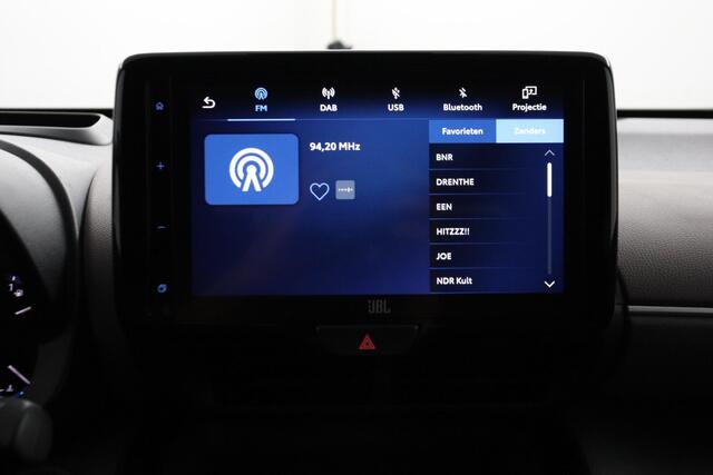 Toyota YARIS Cross 1.5 Hybrid Executive | Navigatie | Trekhaak | Half leder | Stoel / Stuurverwarming |