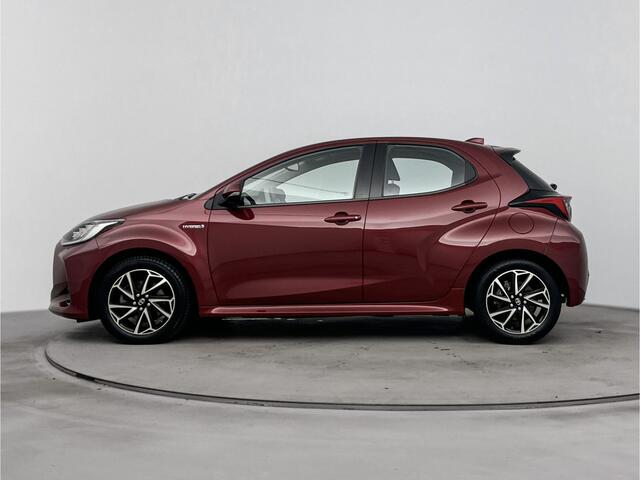 Toyota YARIS 1.5 Hybrid 115 First Edition | Stoelverwarming | Achteruitrijcamera | Onderweg-naar-dealer