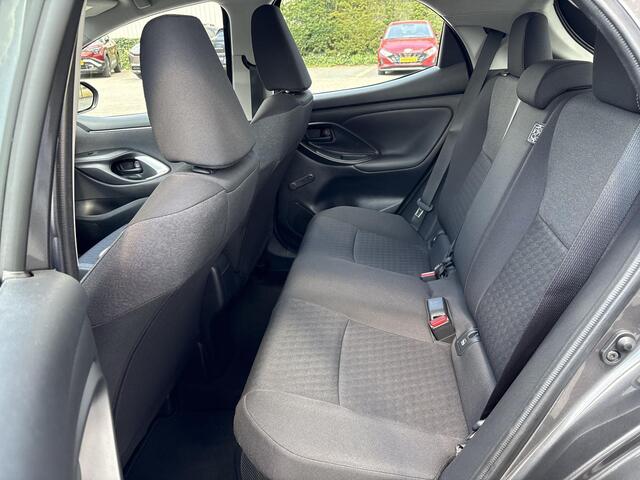 Toyota YARIS 1.5 Hybrid Active **ADAPTIEF CRUISE CONTROL/ APPLE CARPLAY/ CLIMATE CONTROL**