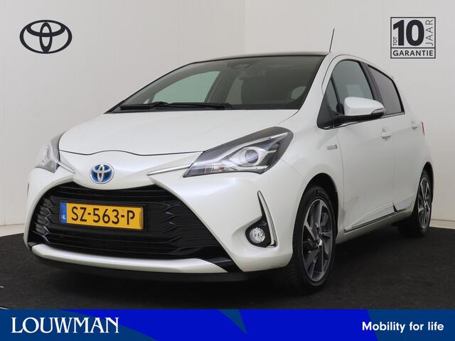 Toyota YARIS 1.5 Hybrid Premium | Dealer Onderhouden | Panoramadak | Climate Control | Cruise Control | Navigatie | Bluetooth | Elektrisch verstelbaar+inkapbare spiegels |