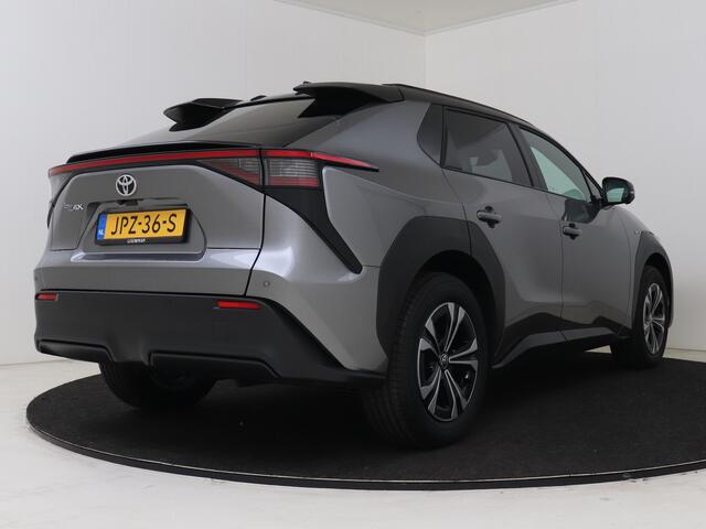 Toyota bZ4X Dynamic 71 kWh Bi-Tone + Panoramisch dak