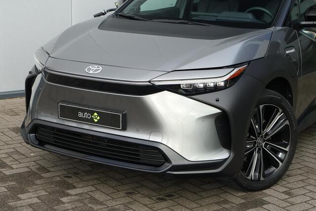 Toyota bZ4X Premium 71 kWh / SoH 97% / Pano / Stuurwiel verwarming