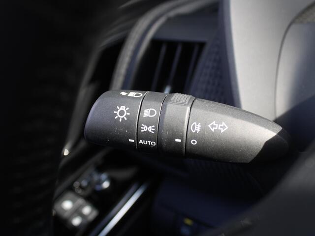 Toyota bZ4X Launch Edition 71 kWh | Trekhaak | 360° Camera | Stuur-/stoelverwarming | Elek. stoelverstelling | Elek. achterklep | Dodehoek detectie | 18" LM | LED |