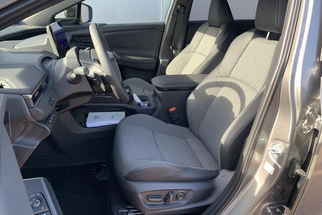 Toyota bZ4X Dynamic 73 kWh | 360 Camera | Apple Carplay | Keyless | Stoel- en Stuurverwarming | Elektrische Bestuurderstoel