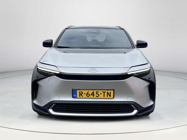Toyota bZ4X Launch Edition Premium 71 kWh | Panoramadak | Lederen bekleding | Stoelverwarming