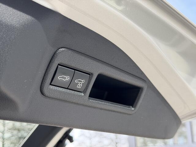 Toyota bZ4X Dynamic 71 kWh | GEEN AFLEVERKOSTEN | 360 Camera, Parkeersensoren, Elektrische achterklep