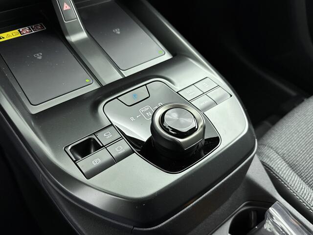 Toyota bZ4X Dynamic 73 kWh | Apple Carplay & Android Auto | Parkeercamera | * | Direct leverbaar |