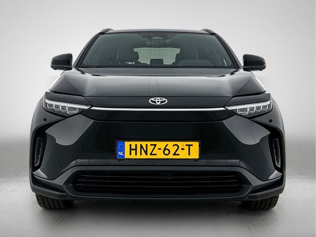 Toyota bZ4X Dynamic 71 kWh | Navigatie | BLS | PDC |