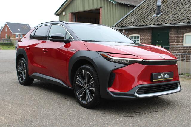 Toyota bZ4X Premium 4WD 71 kWh LEER NAVI PANO SOh 97.6%