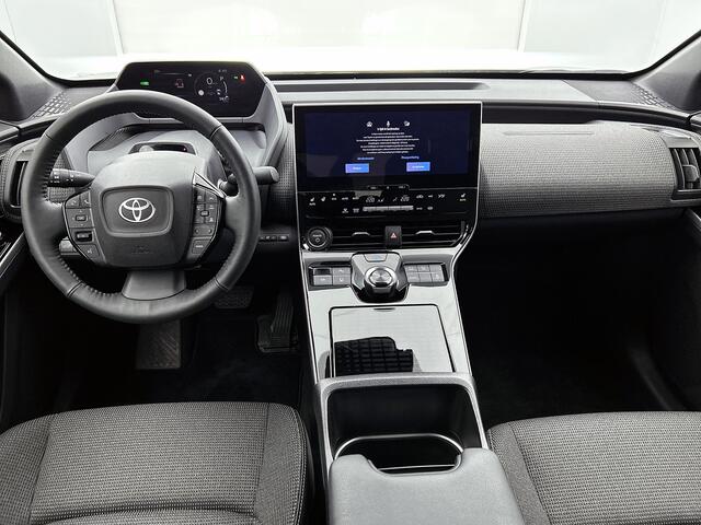 Toyota bZ4X Dynamic 71 kWh Navi | Parkeersensoren V+A | LM velgen | Elektrische Achterklep | Stoel-/Stuurverwarming | Onderweg-naar-dealer