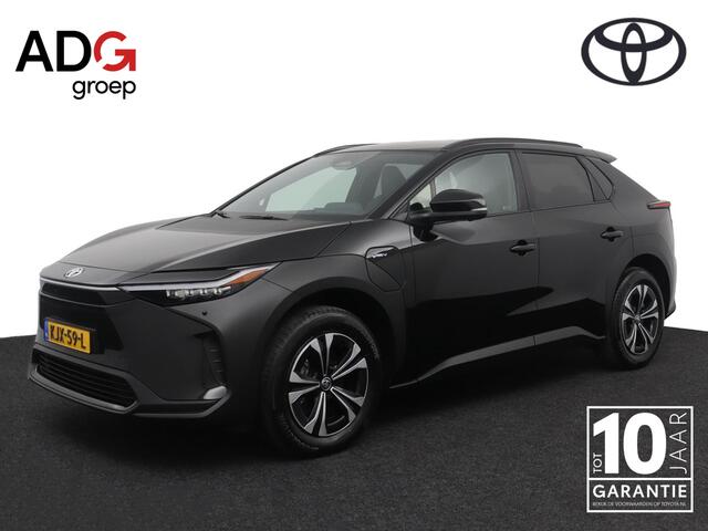 Toyota bZ4X Dynamic 71 kWh | Stoelverwarming | Navigatie | Dode hoek herkenning |