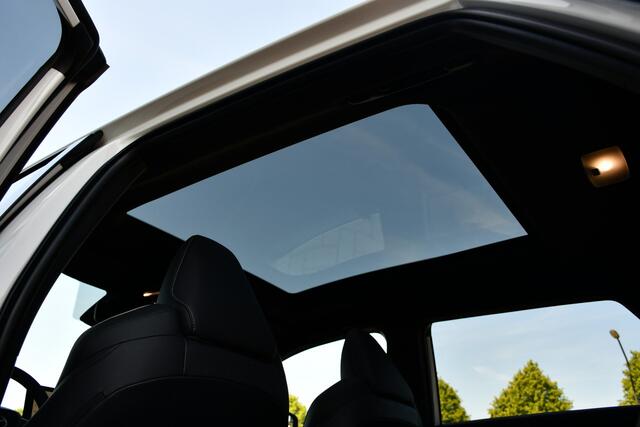 Toyota bZ4X Touring Executive AWD 75 kWh 380pk | Panoramadak | Rondomzicht camera | Warmtepomp |