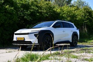 toyota-bz4x-touring-executive-awd-7