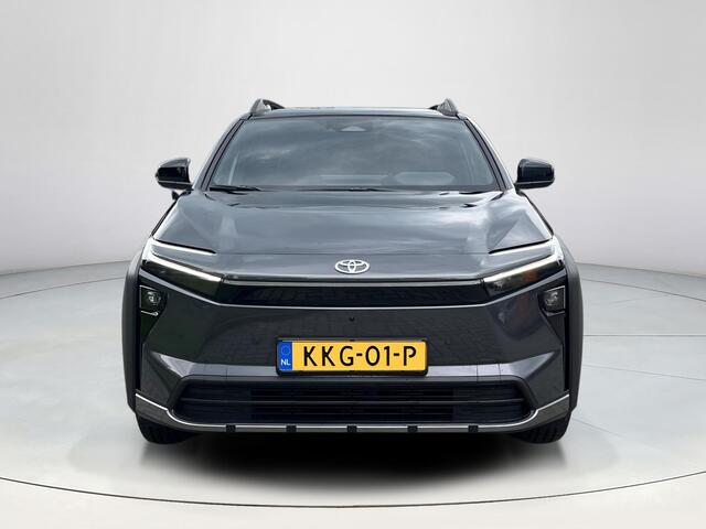 Toyota bZ4X Touring Executive AWD 75 kWh | All-in prijs | Trekhaak | tot 1.500KG trekgewicht!