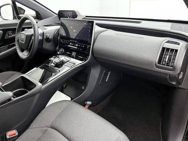 Toyota bZ4X Dynamic 71 kWh | Voorruit-Stuur-Stoelverwarming | Parkeersensoren V+A |