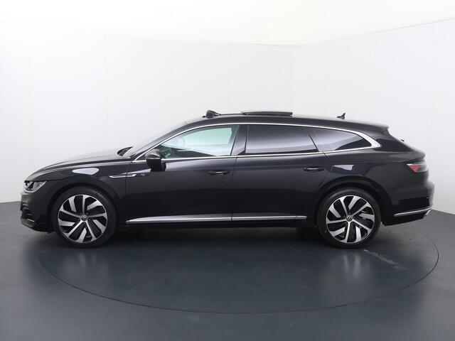 Volkswagen Arteon Shooting Brake 1.4 TSI eHybrid R-Line Business+ | 218 PK | SoH 89% | Trekhaak wegklapbaar | Panoramadak | IQ light LED koplampen | R-Line |