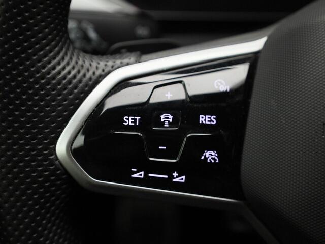 Volkswagen Arteon Shooting Brake 1.4 TSIeHybrid 160kW/218PK R-Line DSG · Panoramadak · Trekhaak · Camera · Apple/Android Car Play · Achterbank verwarmd · Massagefunctie