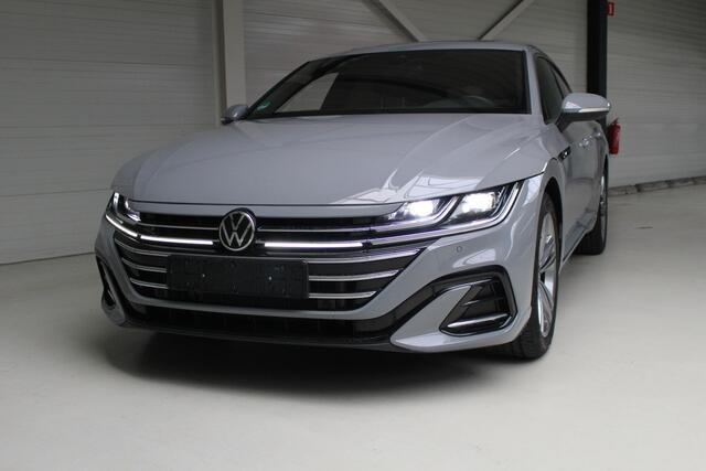 Volkswagen Arteon Shooting Brake 2.0 TSI R-Line 190PK DSG Panoramadak | Navigatie | Trekhaak | Side Assist | Camera