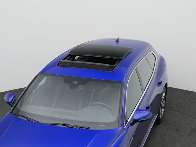 Volkswagen Arteon Shooting Brake 1.4 TSI 218 pk DSG eHybrid R-Line Business+ | Panoramadak | Trekhaak | Navigatie Discover Pro | Adaptief onderstel | Stuur-/stoelverwarming