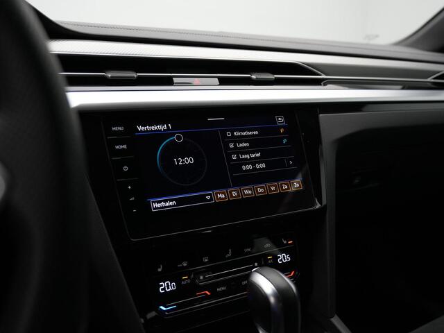 Volkswagen Arteon Shooting Brake 1.4 TSI 218 pk DSG eHybrid R-Line Business+ | Panoramadak | Trekhaak | Navigatie Discover Pro | Adaptief onderstel | Stuur-/stoelverwarming