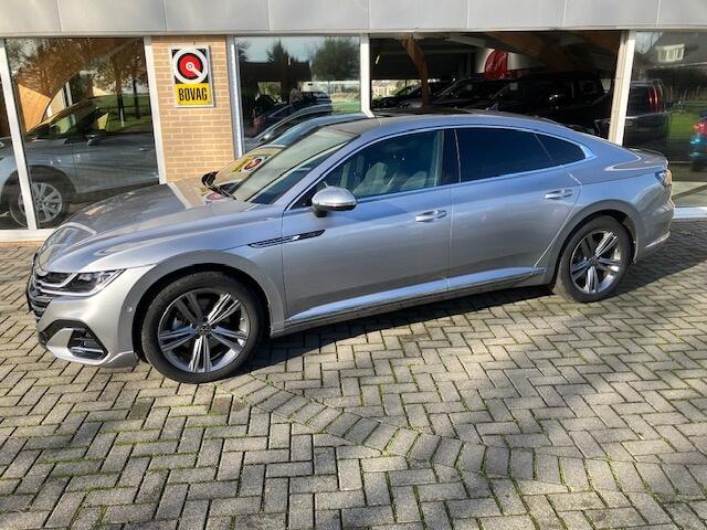 Volkswagen Arteon 1.4 TSI e-Hybrid R-Line Bns+