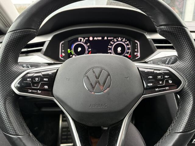 Volkswagen Arteon Shooting Brake 1.4 TSI eHybrid Elegance Business+ | Wegklapbare Trekhaak | Stoelverwarming | Stuurwielverwarming | Camera | Side Assist | Comfort stoelen elektrisch verstelbaar