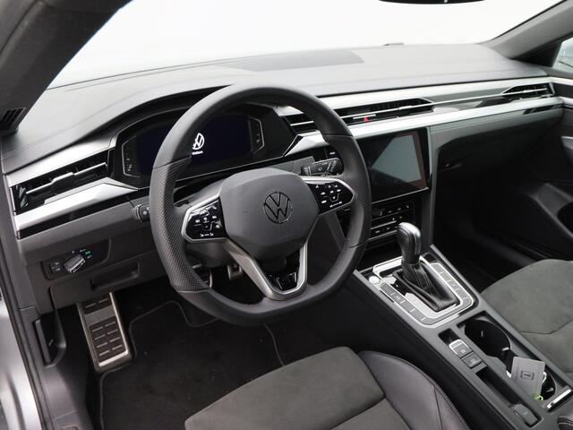 Volkswagen Arteon Shooting Brake 2.0 TSi R-Line Business+ 190 Pk Automaat | Virtual Cockpit | Stoelverwarming voor & Achter | Camera | 19 Inch | 65.347 Km!