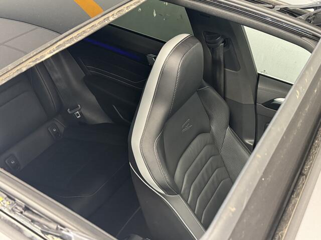 Volkswagen Arteon Shooting Brake 1.4 R-Line R-Line/Leder/Panoramadak/360 Camera/Trekhaak