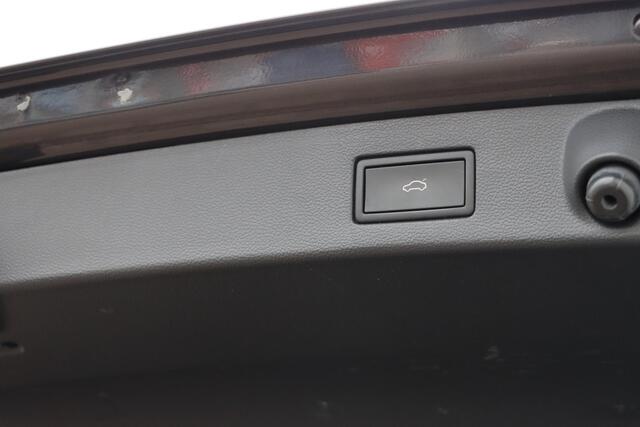 Volkswagen Arteon Shooting Brake 2.0 TSI R-Line Business + 190pk DSG7 | Pano | Ergo | Stoelverwarming | Carplay | IQ. Drive