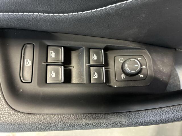 Volkswagen Arteon 1.4 TSI 218pk DSG eHybrid R-Line Business · Panoramadak · 360 Camera · Apple/Android Car Play · Stoel-& Stuurverwarming · 19'' Inch ·