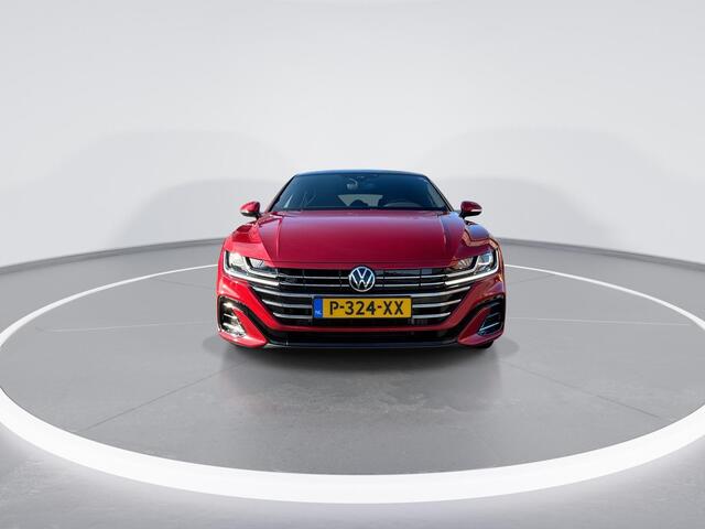 Volkswagen Arteon 1.4 TSI eHybrid 218pk DSG R-Line Business+ · Leder · Panoramadak · Camera · Stoelverwarming · Elektrische Trekhaak · Apple/Android Car Play · Stuurwiel verwarmd ·