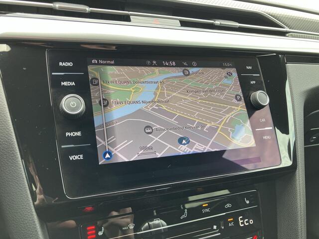 Volkswagen Arteon Shooting Brake 1.4 TSIeHybrid/218PK R-Line Business DSG · Panoramadak · Camera · Stoel, Stuur & achterbank verwarmd · Apple/Android Car Play · Garantie t/m 11-08-2027 of 100.000km