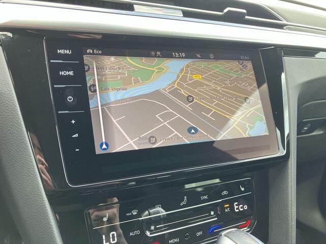 Volkswagen Arteon 1.4TSIeHybrid 160kW/218PK R-Line DSG · Panoramadak · Leder/Alcantara · Camera · Apple/Android Car Play · Stoelverwarming ·