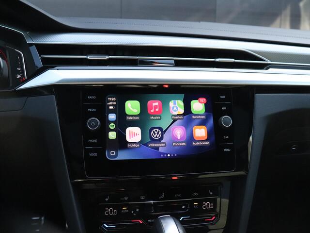 Volkswagen Arteon Shooting Brake 2.0 TSI R-Line Business+ | DSG | PANO-DAK | CAMERA | STOEL/STUURVERW. | APPLE CARPLAY | ADAPT. CRUISE |